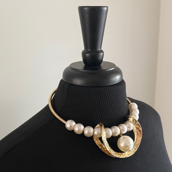 Fashion Jewelry Gold and Pearl Crescent Necklace Set - Picture 3 of 4